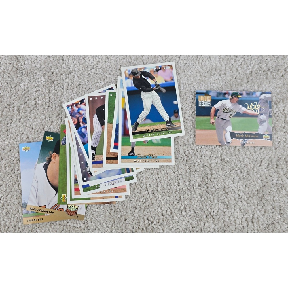 small lot Vintage 1994 Upper Deck Baseball‎ Cards Bo Jackson Mark McGwire NM+